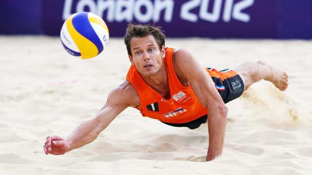 Sport Guide: Beach Volleyball Explained Screenshot